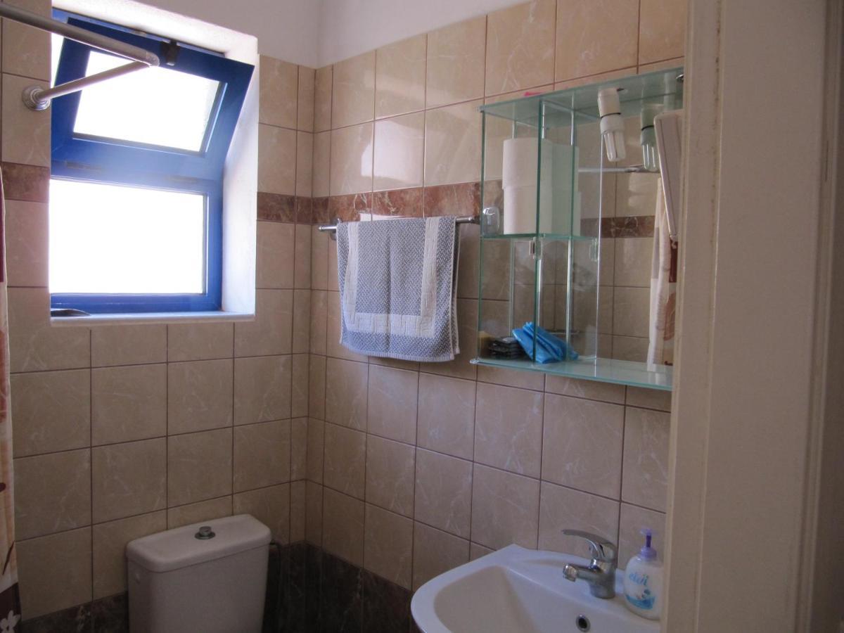 Eugenia Travasarou Sea View Appartments Diakofti Exterior foto