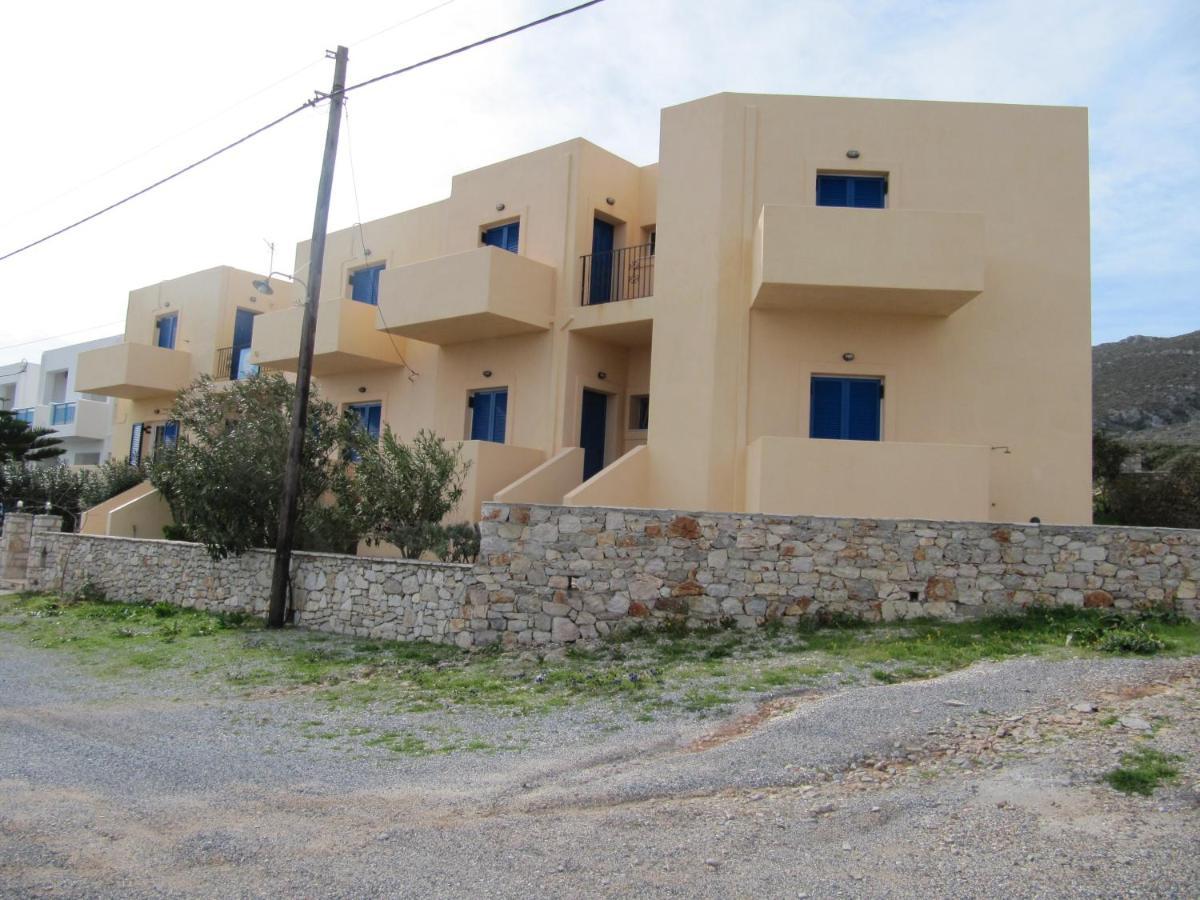 Eugenia Travasarou Sea View Appartments Diakofti Exterior foto