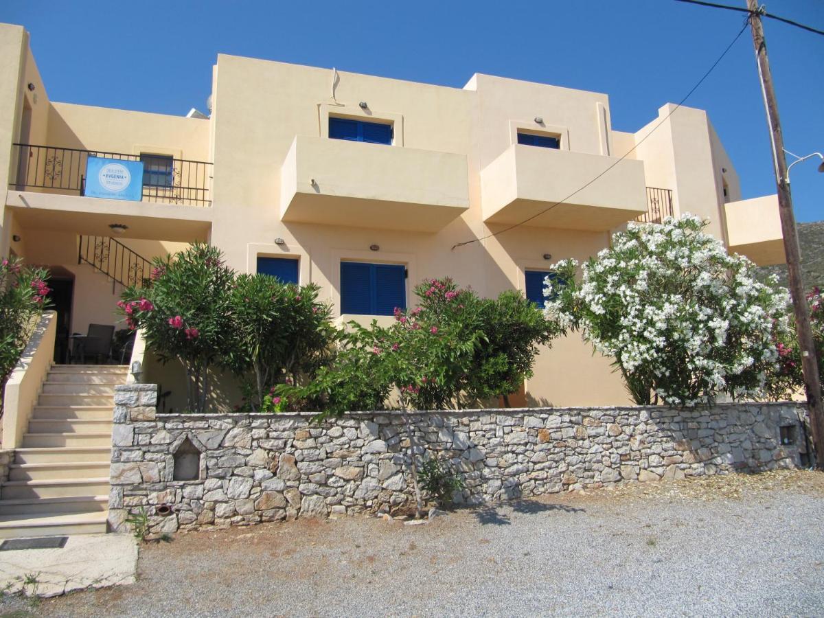 Eugenia Travasarou Sea View Appartments Diakofti Exterior foto