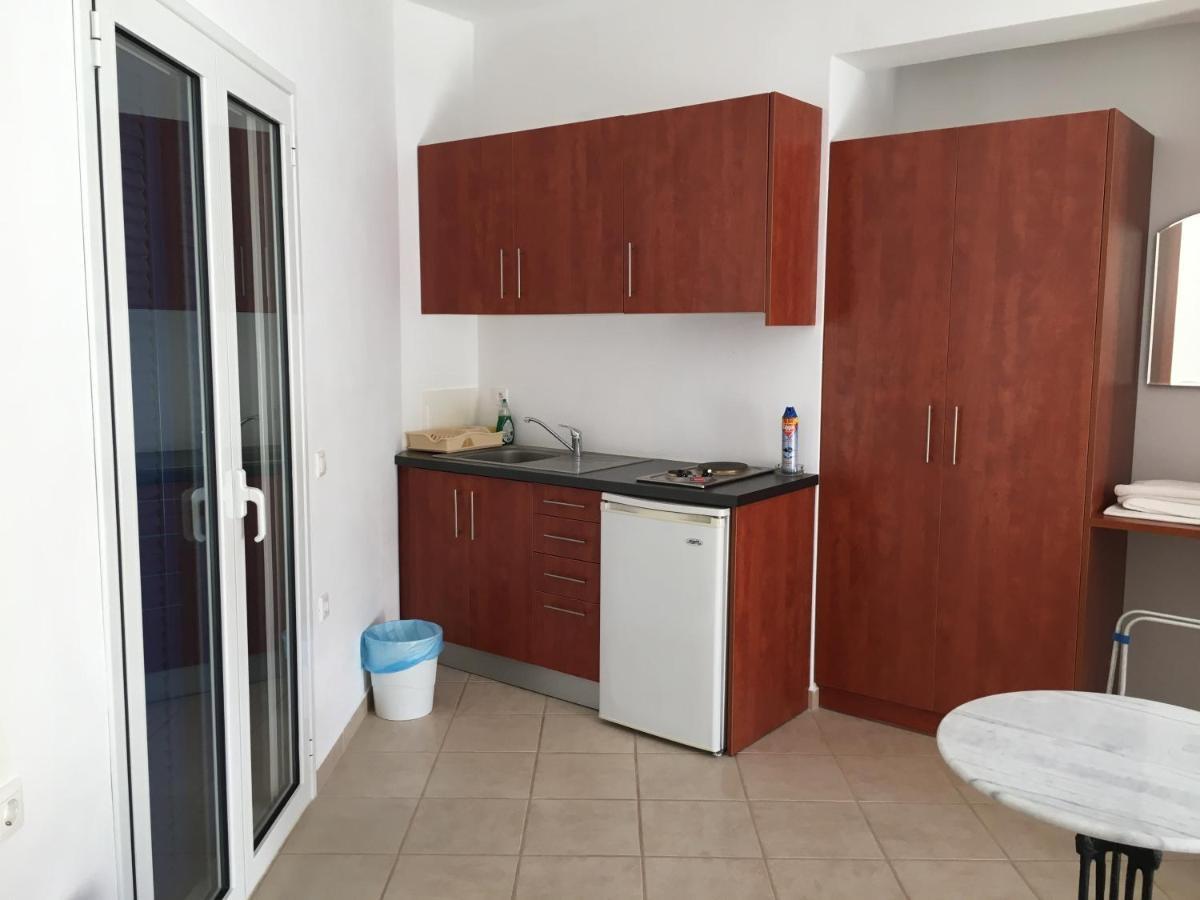 Eugenia Travasarou Sea View Appartments Diakofti Exterior foto