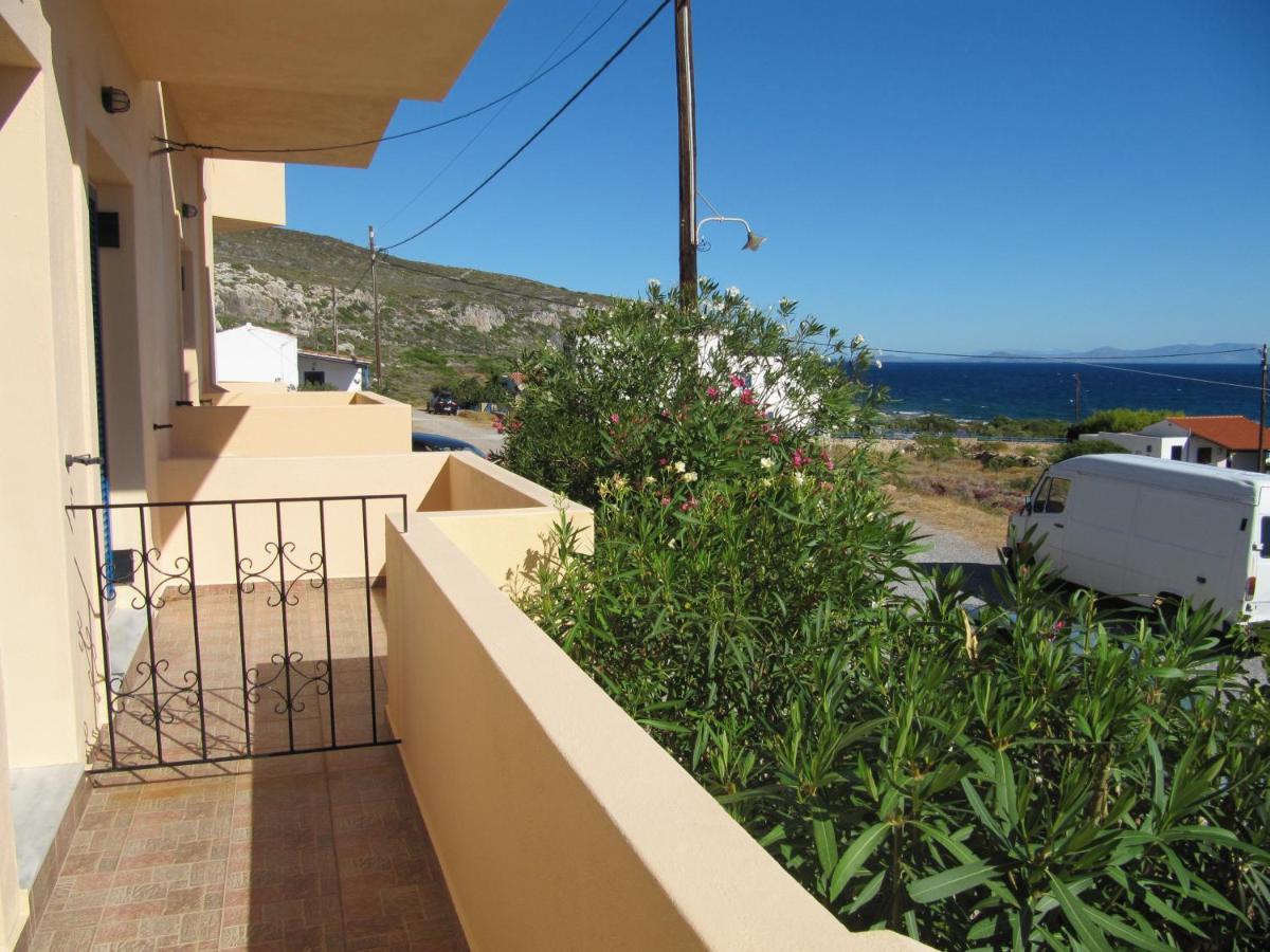 Eugenia Travasarou Sea View Appartments Diakofti Exterior foto
